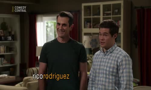 Taková_moderní_rodinka_S07E22_Dvo jklik_CZ avi