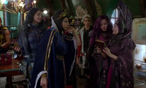 Naslednici (Descendants 2015) 1080p Cz EN mkv