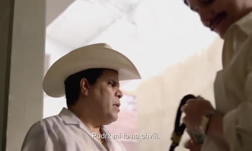 Narcos S01E02 - Meč Simóna Bolívara CZ dab avi