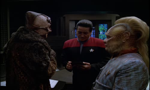 Star Trek Voyager S06E05 Alice CZdab HEVC mkv