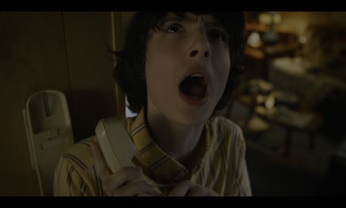 Stranger Things_S03E02_Kapitola druhá_ Krysy z obchoďáku mkv