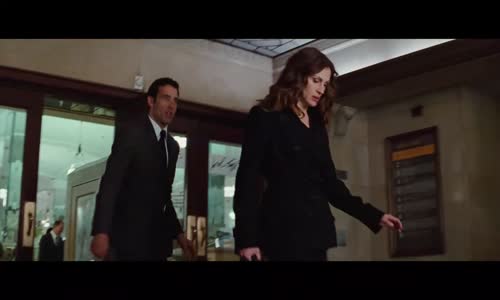 Dvojí hra (Clive Owen,Julia Roberts,Tom Wilkinson-2009 Thriller-Romantický-Bdrip -1080p ) Cz dabing mp4