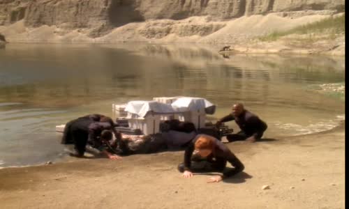 Star Trek Hluboký vesmír 9 - DS9 S6E02 Úskalí a mělčiny CZdab mkv