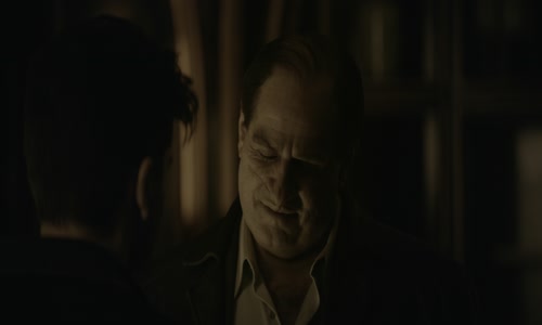 TUČNÁK (THE PENGUIN) S01E01 PO ZAVÍRAČCE CZ SK EN 2160P 5 1 DV HDR DV HDR-FLUX mkv
