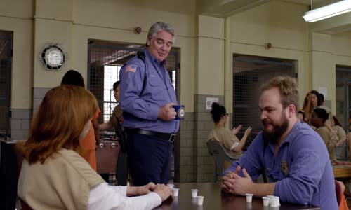 Orange Is the New Black_S04E04_Doktor psycho mkv