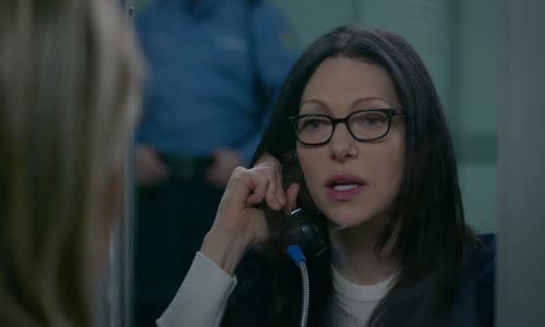 Orange Is the New Black_S07E06_Zaseknout se ve výtahu mkv