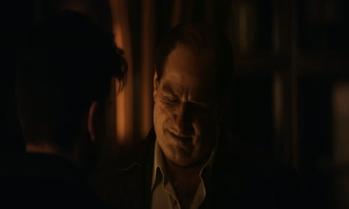 Tučňák S01E01 CZ WebRip 1080p 10b HEVC C4U_Po zavíračce mkv