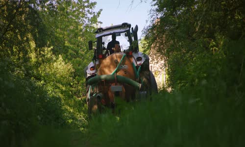 Clarkson's Farm (2021) - S01E06 - Melting (1080p AMZN WEB-DL x265 Garshasp) mkv