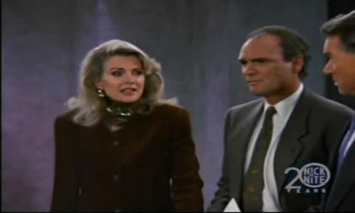 Murphy Brown S06E05 - The Young & the Rest of Us mp4