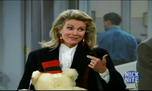Murphy Brown S07E12 - Brown in Toyland mp4