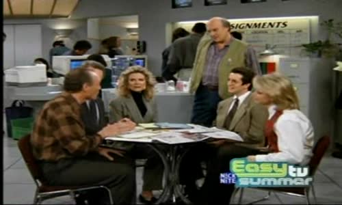 Murphy Brown S07E15 - Requiem For a Crew Guy mp4