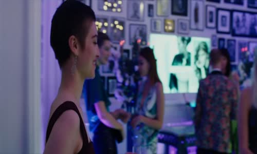 Anna (Svetlana Alekseevna Barandich,Anastasia Vyazovskaya-2019 Drama-Krátkometrážní-Bdrip -1080p ) Cz+Sk dabing+title mkv