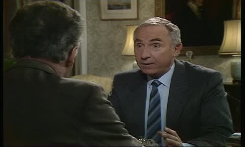 Yes, Prime Minister (1986) S02E03 DVDRip SWG mp4