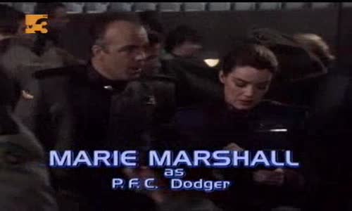 Babylon 5 S02E10 CzDab mp4