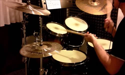 Martin Vajgl etuda č 15 z knihy Etudy pro bicí soupravu mp4