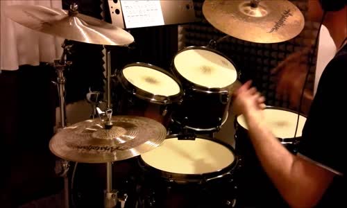 Martin Vajgl etuda č 17 z knihy Etudy pro bicí soupravu mp4