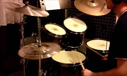 Martin Vajgl etuda č 19 z knihy Etudy pro bicí soupravu mp4