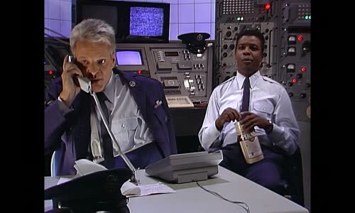 ALF S03E08 SK-CZ-EN mkv