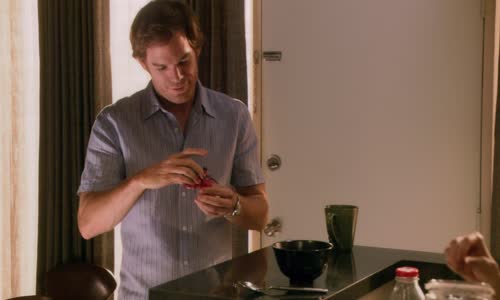 Dexter S02E08 CZ WebRip 1080p 10b HEVC C4U_Svítání mkv