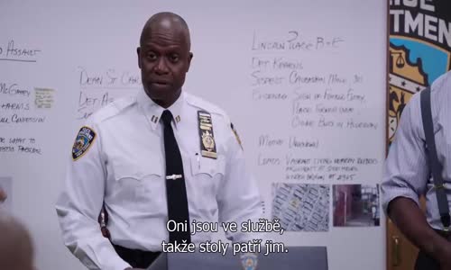 Brooklyn Nine-Nine (Brooklyn 99) S01E18 CzTit avi