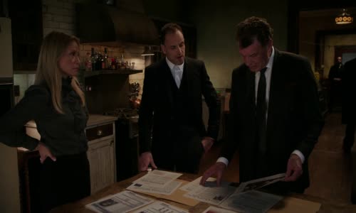 Elementary S07E11 CzTit mp4