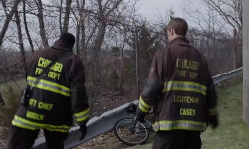 Chicago Fire S03E22 CzDab mp4