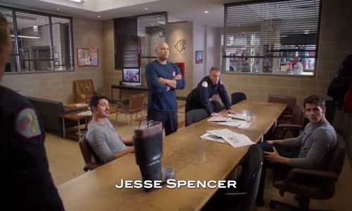 Chicago Fire S04E05 CzDab mp4