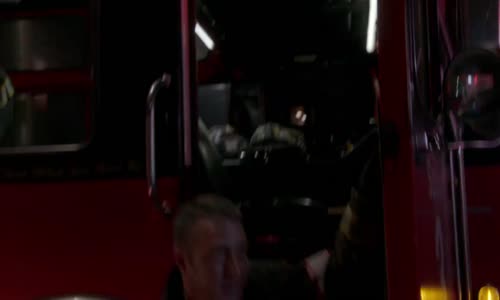 Chicago Fire S08E15 CzDab mp4