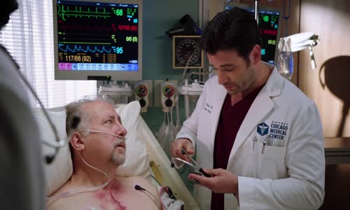 Nemocnice Chicago Med S02E06 CzDab mp4