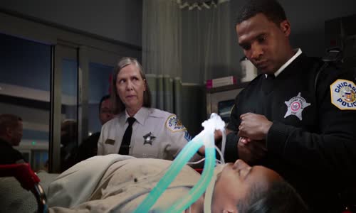 Nemocnice Chicago Med S02E10 CzDab mp4