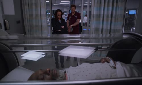 Nemocnice Chicago Med S03E20 CzDab mp4