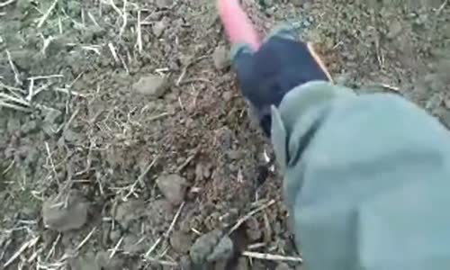 Zabahněný stream v dešti mp4