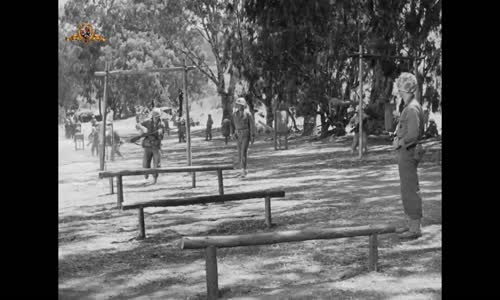 V písku Iwo Šimy_Sand of Iwo Jima (1949) CZT mkv