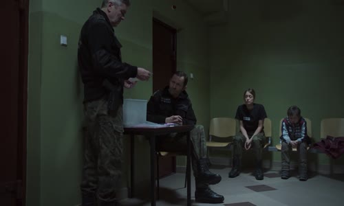 The Border (Wataha) S02E05 CzDab mp4