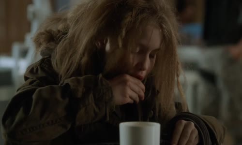 Terra Nova S01E04 Uprchlice (The Runaway) mkv