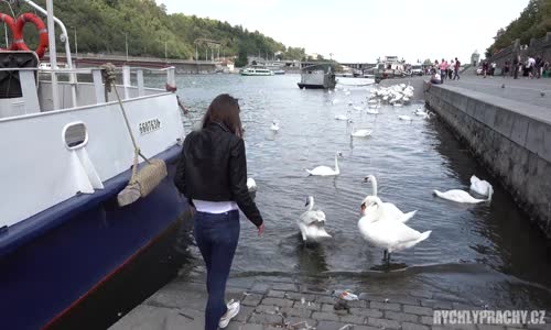 Rychlý Prachy 141 Martina - Nejstydlivější holka pod sluncem mp4