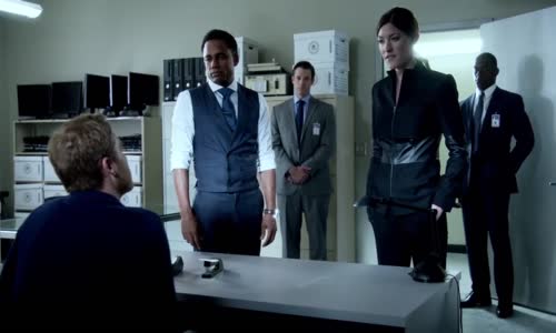 Vsemocny (Limitless) S01E02 CzDab mp4
