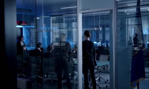 Vsemocny (Limitless) S01E05 CzDab mp4