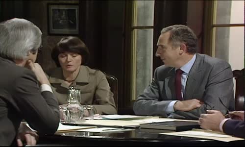 Yes Minister (Jistě pane ministře) S03E03 CzDab mp4
