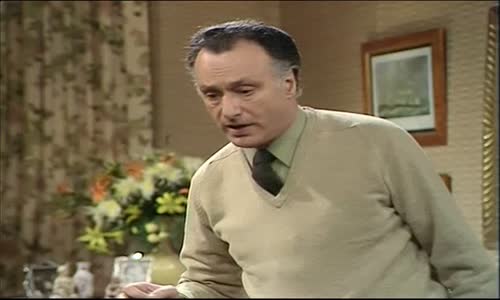 Yes Minister (Jistě pane ministře) S03E06 CzDab mp4
