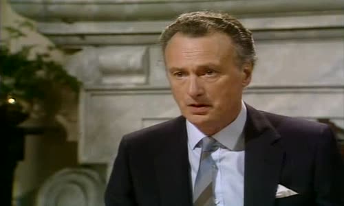 Yes Prime Minister (Jistě pane premiére) S01E04 CzDab mp4