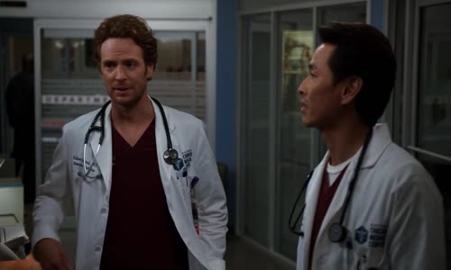 Nemocnice Chicago Med s08e08 mp4