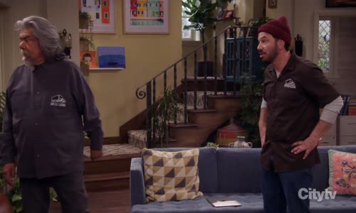 Lopez vs Lopez S03E11 720p HDTV x264-SYNCOPY mkv