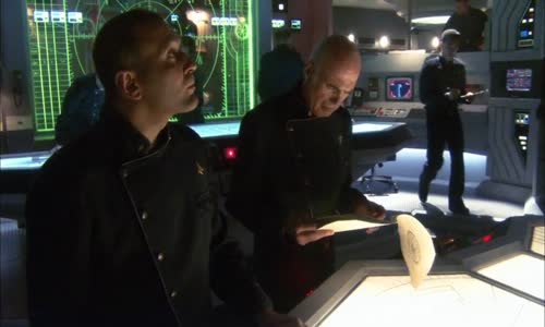 Battlestar Galactica (2004) S02E08 Konečný sestřih cz mkv