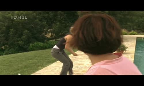 Smrtící včely-(akcni)-(2008)--cz-dabing - mp4
