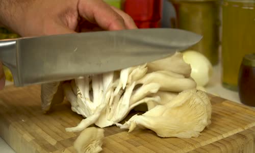 Excellent oyster mushroom soup - fake tripe soup mp4