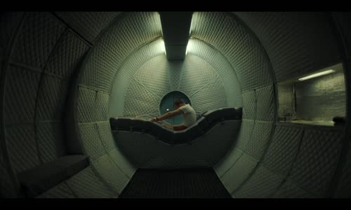 Černé zrcadlo S06E03 (Black Mirror 2023) 1080p h264 CZ mkv