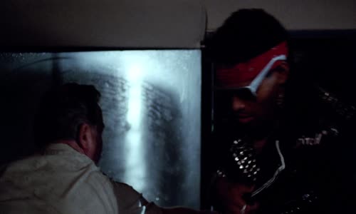 Bojové nasazení- (Hrají Clint Eastwood)(1986) CZ dab mkv