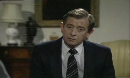 Yes Prime Minister - S1E2 The Ministerial Broadcast 1080p mp4