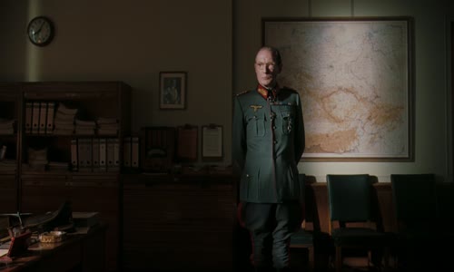 Valkýra - (Hrají Tom Cruise, Kenneth Branagh, )(2008) CZ dab mkv